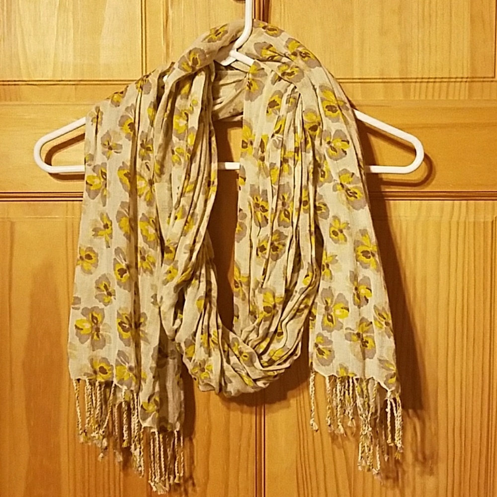 Womens scarf